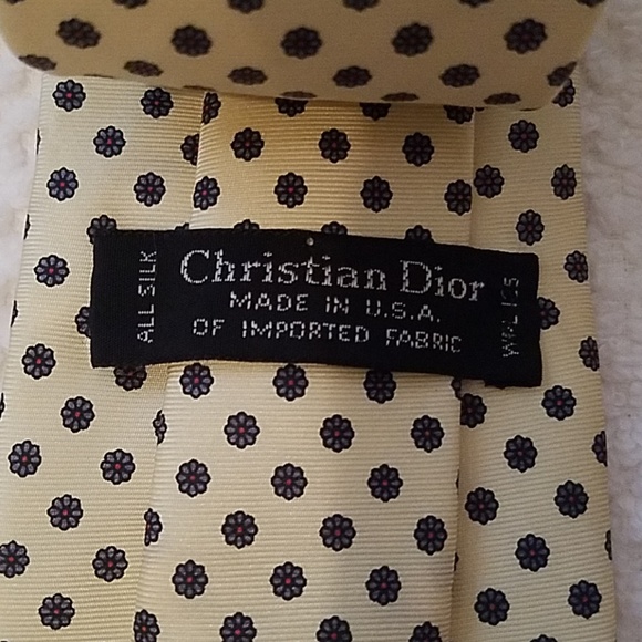 Christian Dior 100% Silk Tie. NWOT. - Picture 3 of 3